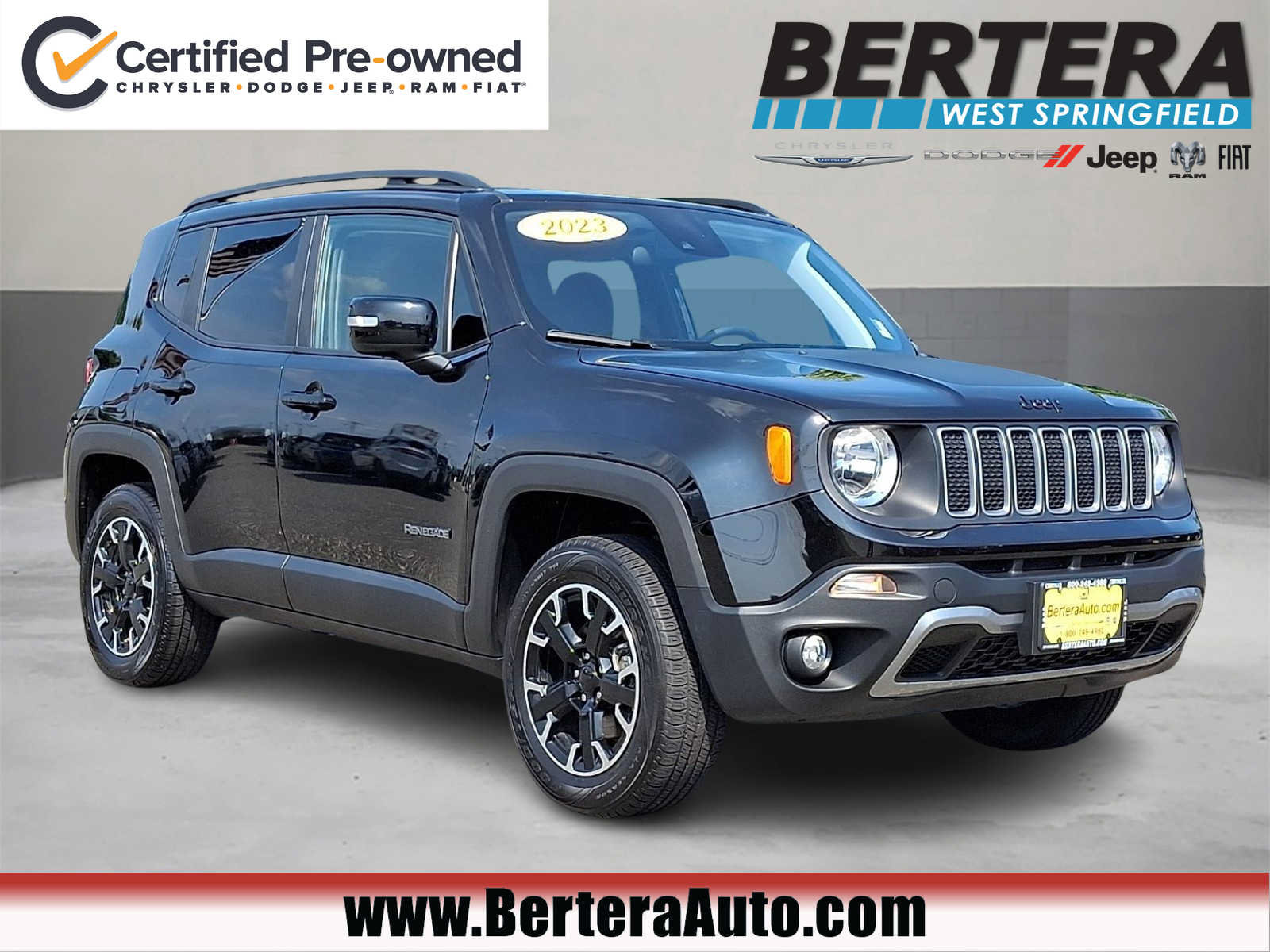Certified 2023 Jeep Renegade Latitude AWD/4WD image 1