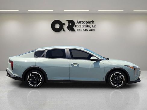 Used 2025 Kia K4 EX FWD image 6