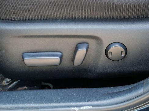 Used 2015 Toyota Camry LE FWD image 10