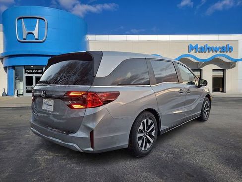New 2026 Honda Odyssey EX-L image 3