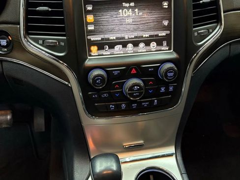 Used 2016 Jeep Grand Cherokee Overland w/ Advanced Technology Group image 5