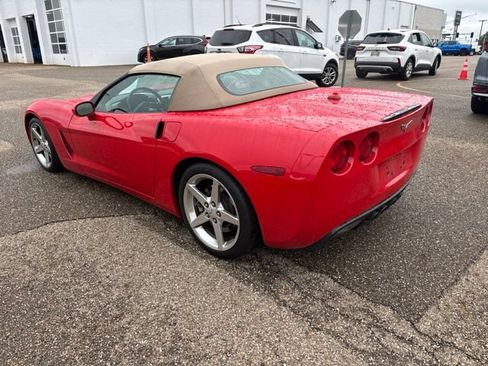 Used 2005 Chevrolet Corvette Convertible w/ Preferred Equipment Group RWD image 4