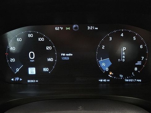 Used 2017 Volvo S90 T6 Momentum w/ Climate Package image 18