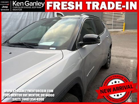 Used 2023 Jeep Compass Limited image 7