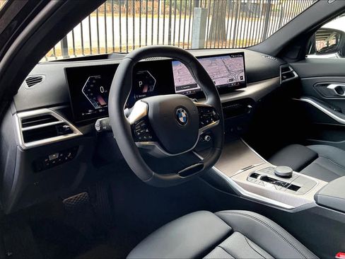 Certified 2025 BMW 330i Sedan image 17