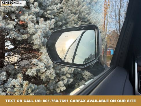 Used 2025 GMC Yukon Denali image 25