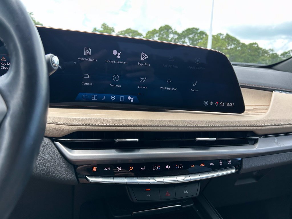 Used 2025 Cadillac XT4 Premium Luxury FWD image 31