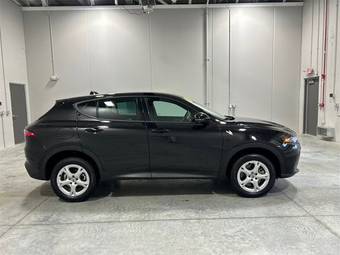 Used 2024 Dodge Hornet GT w/ Tech Pack w/o Parking image 5