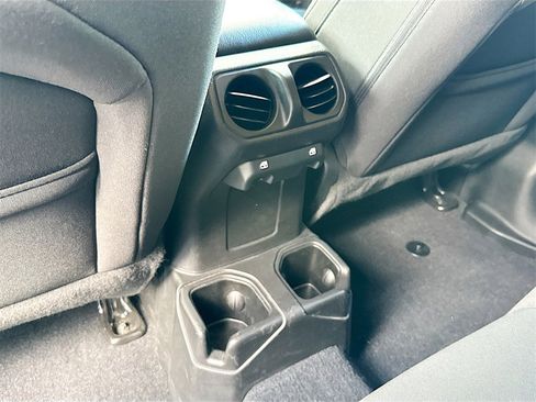 Used 2022 Jeep Gladiator Sport image 26