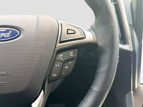Used 2024 Ford Edge Titanium AWD/4WD image 13