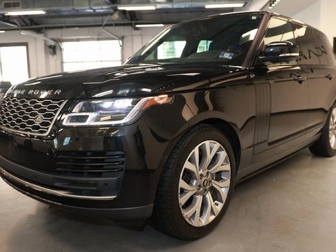 Used 2019 Land Rover Range Rover HSE image 3