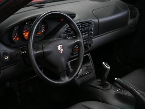 Used 2001 Porsche Boxster image 29