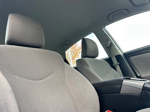 Used 2014 Toyota Prius Three image 14