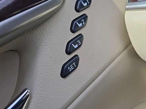 Used 2014 Lexus ES 350 w/ Luxury Package FWD image 14