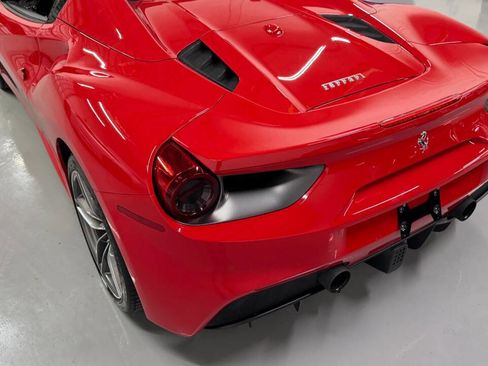 Used 2019 Ferrari 488 Spider RWD image 27