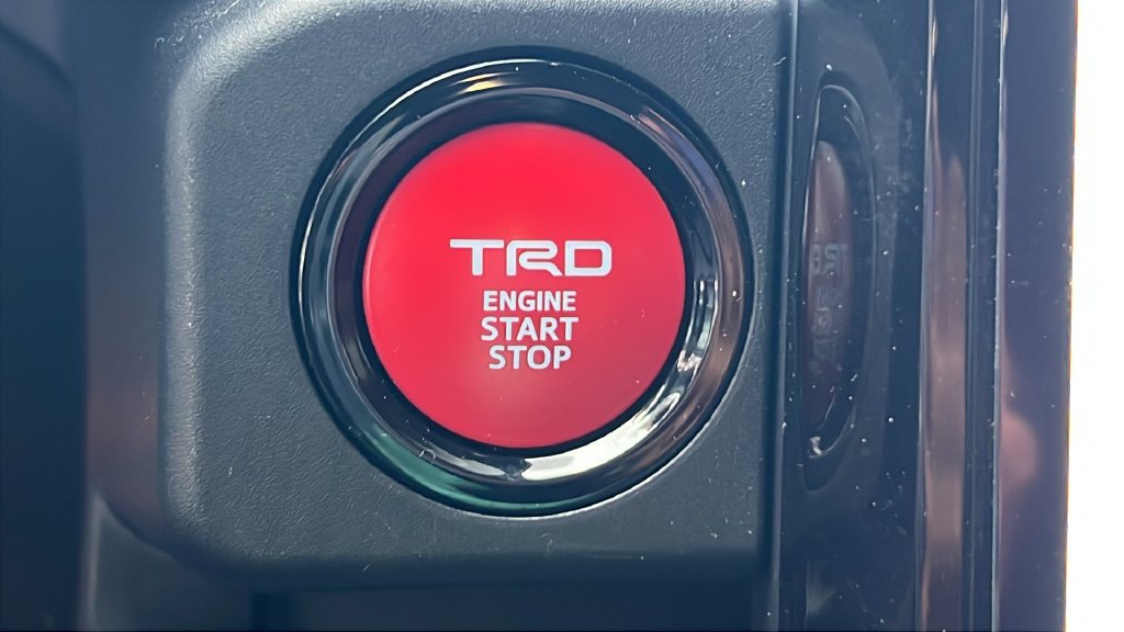 Certified 2025 Toyota Tacoma TRD Sport AWD/4WD image 27
