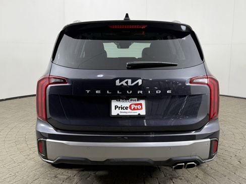 Used 2025 Kia Telluride S image 6