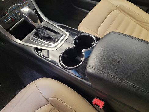 Used 2015 Ford Edge SEL w/ Equipment Group 201A image 26