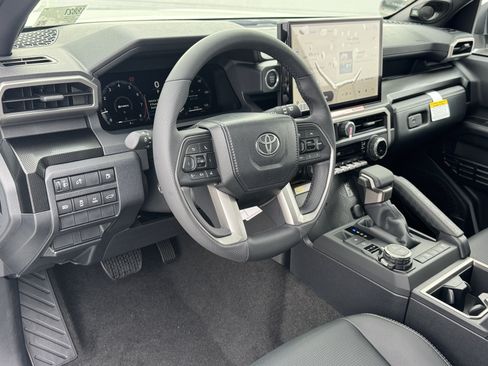 New 2026 Toyota 4Runner Limited AWD/4WD image 16