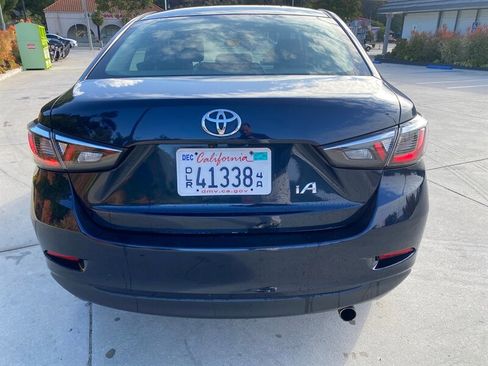 Used 2017 Toyota Yaris iA FWD image 11