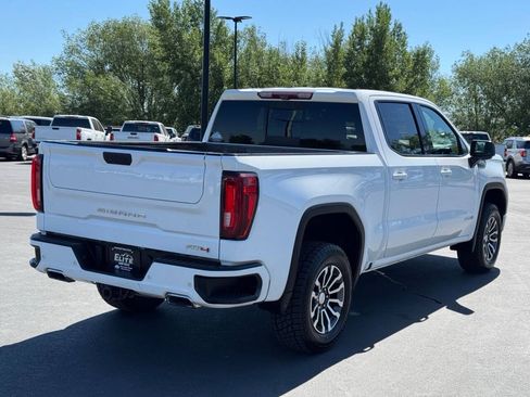 Used 2021 GMC Sierra 1500 AT4 w/ AT4 Premium Package AWD/4WD image 9