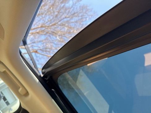 Used 2016 Volvo XC90 T6 Momentum w/ Protection Package Plus image 10