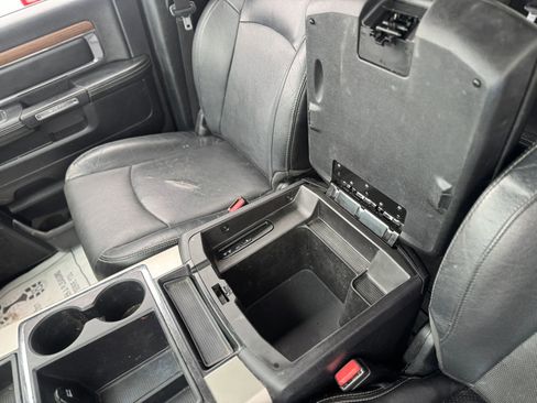 Used 2014 RAM 3500 Laramie w/ Black Appearance Group AWD/4WD image 31