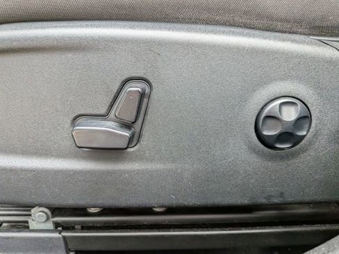 Used 2020 Dodge Charger SXT w/ Blacktop Package image 14