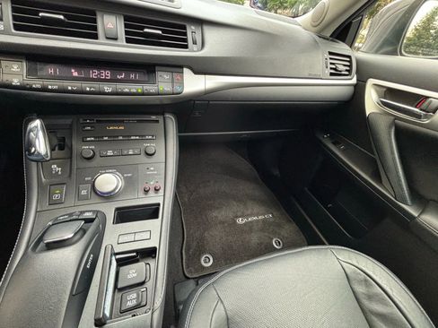Used 2012 Lexus CT 200h Premium w/ Leather Pkg image 14