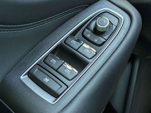 Used 2023 Subaru Outback Limited image 30