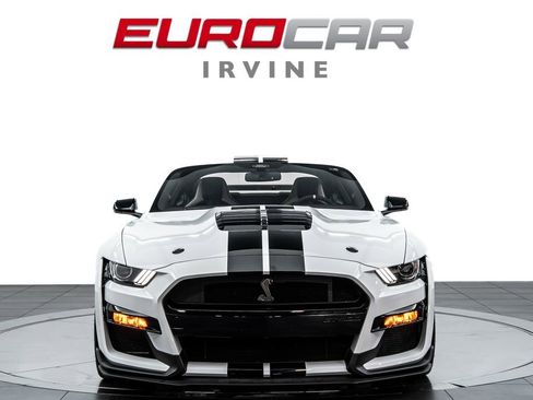 Used 2021 Ford Mustang Shelby GT500 w/ Carbon Fiber Track Pack RWD image 8