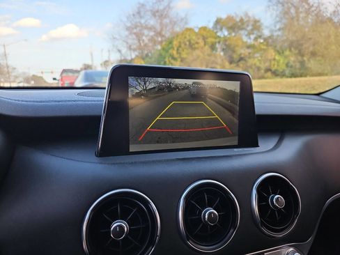 Used 2018 Kia Stinger Premium image 18