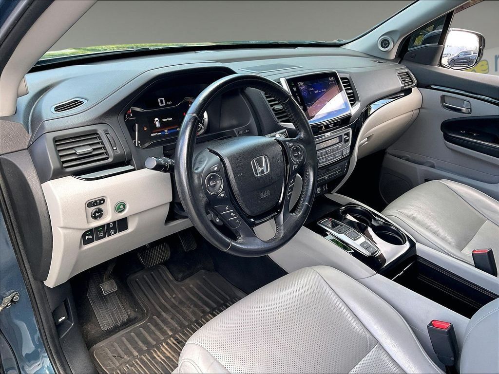Used 2016 Honda Pilot Elite image 8
