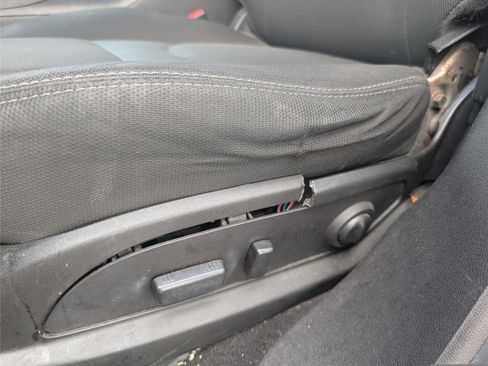 Used 2014 GMC Acadia SLE FWD image 10