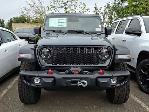 New 2026 Jeep Gladiator Rubicon AWD/4WD image 2