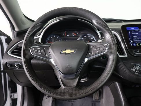 Used 2024 Chevrolet Malibu LS image 33