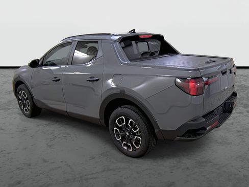 Used 2024 Hyundai Santa Cruz SEL w/ Activity Package image 2