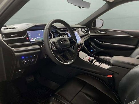 Used 2023 Jeep Grand Cherokee Overland w/ Luxury Tech Group IV image 66