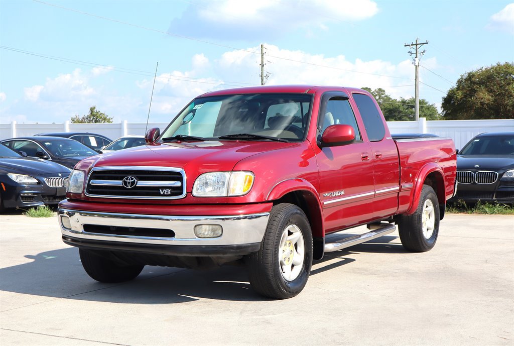 Used 2000 Toyota Tundra Limited RWD image 3