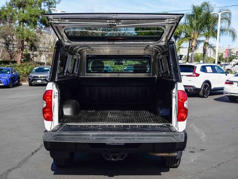 Used 2017 Toyota Tundra SR image 30