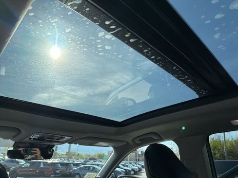 Used 2025 Toyota Grand Highlander AWD image 28