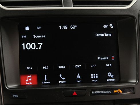 Used 2018 Ford Explorer XLT w/ Equipment Group 202A image 11