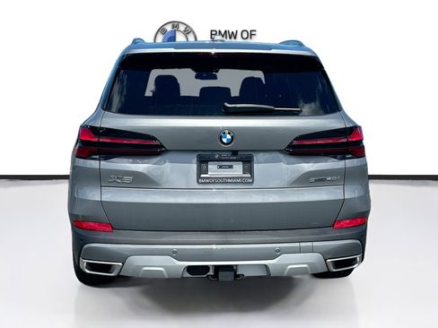 New 2026 BMW X5 sDrive40i w/ Premium Package image 5