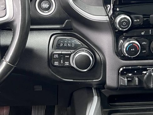 Used 2022 RAM 1500 Big Horn AWD/4WD image 14