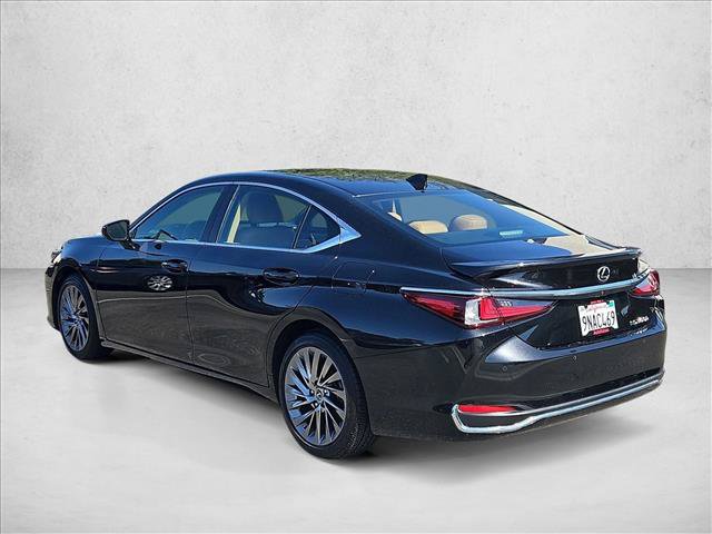 Used 2024 Lexus ES 300h w/ Luxury Package FWD image 8