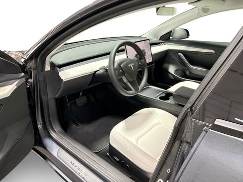 Certified 2023 Tesla Model 3 Long Range AWD/4WD image 9