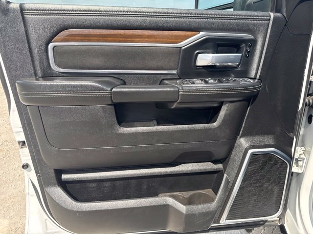 Used 2024 RAM 2500 Laramie AWD/4WD image 23