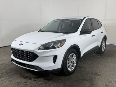 Used 2022 Ford Escape S FWD image 3