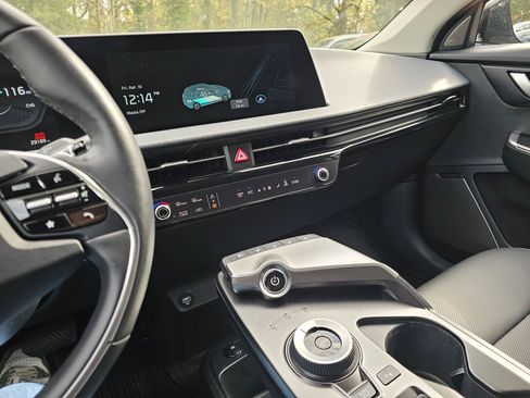 Used 2023 Kia EV6 Wind w/ Wind Technology Package image 26