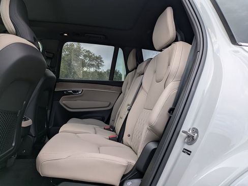 New 2026 Volvo XC90 B6 Plus AWD/4WD image 15